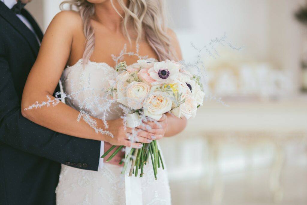 beautiful bohemian wedding flower bouquet